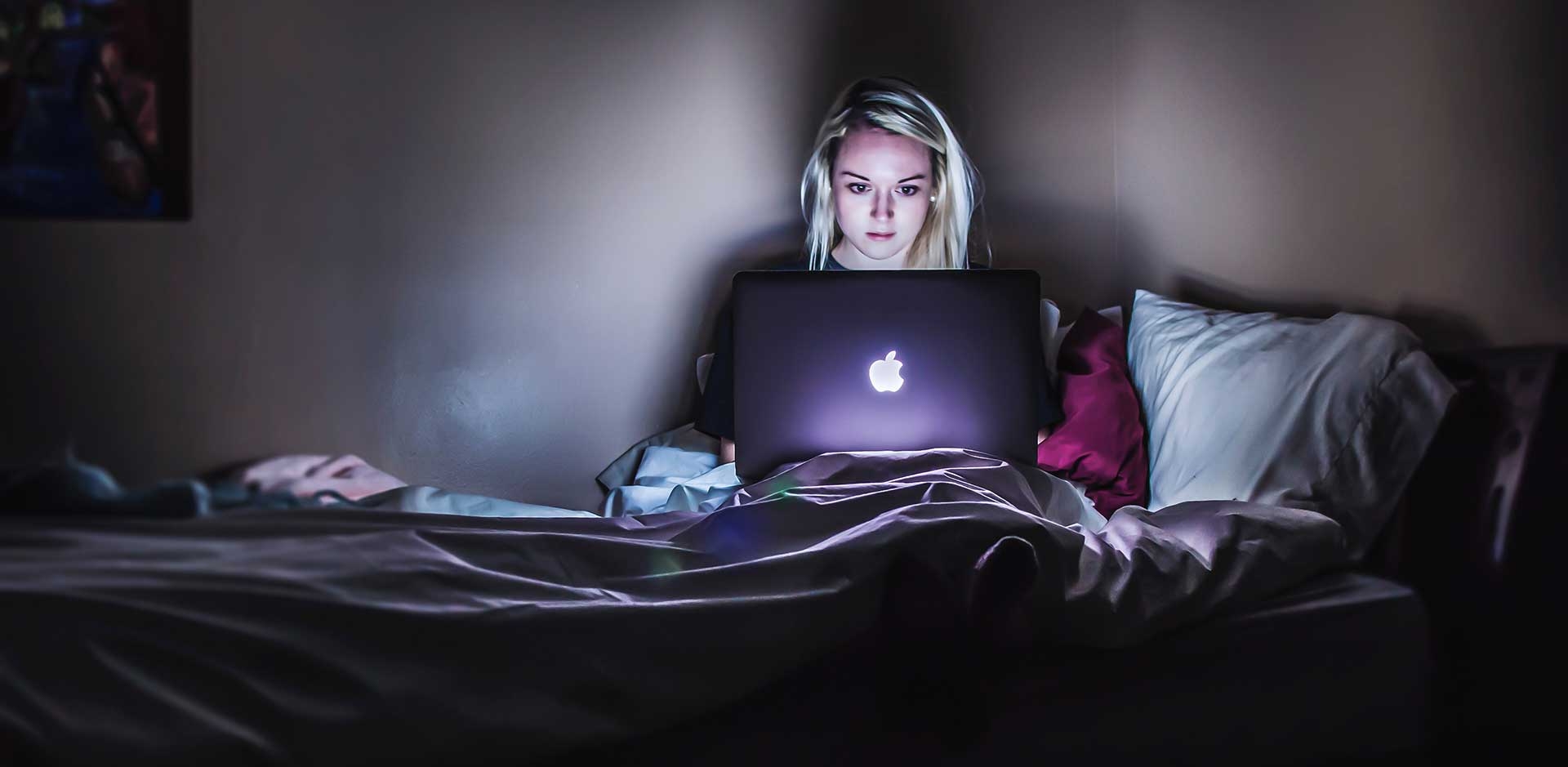 How do I stay safe online ?